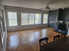 Building Photo - 2453 W Harrison St