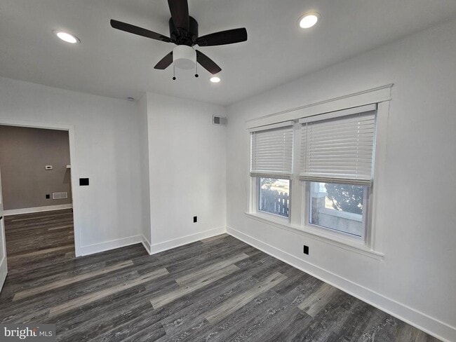 Building Photo - 844 West Chester Pike