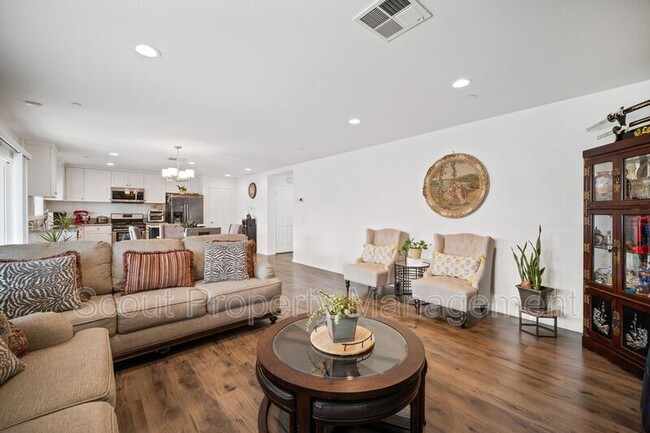Building Photo - 29308 Abelia Ln