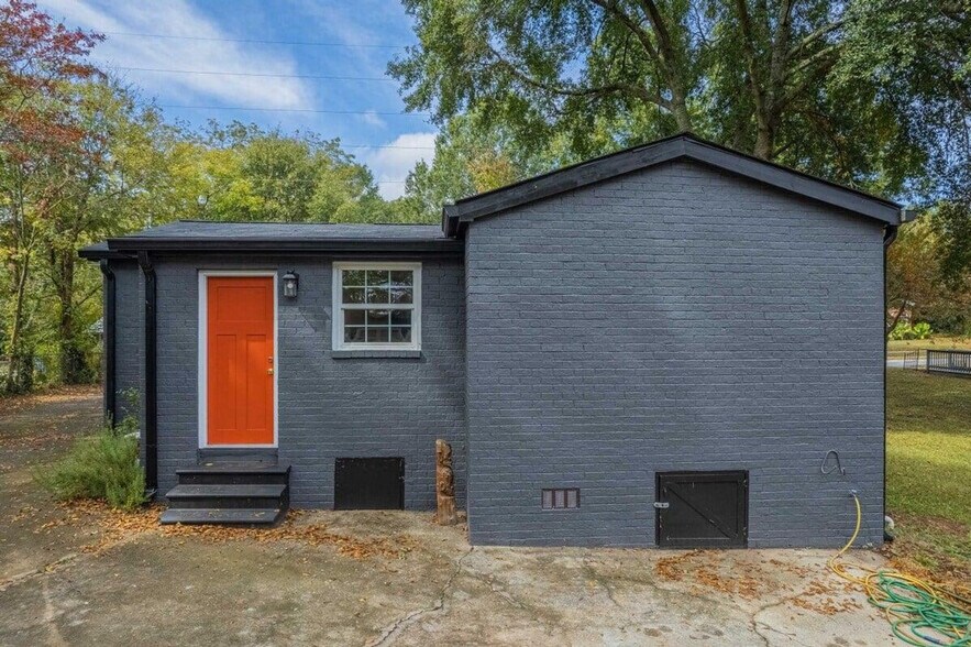 Building Photo - 292 First Street