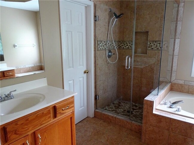 Building Photo - 3485 McClure Woods Dr