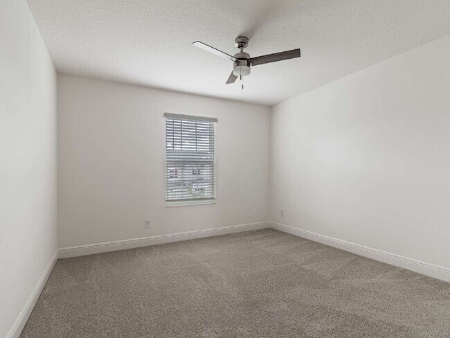 Building Photo - 5035 Down Ct