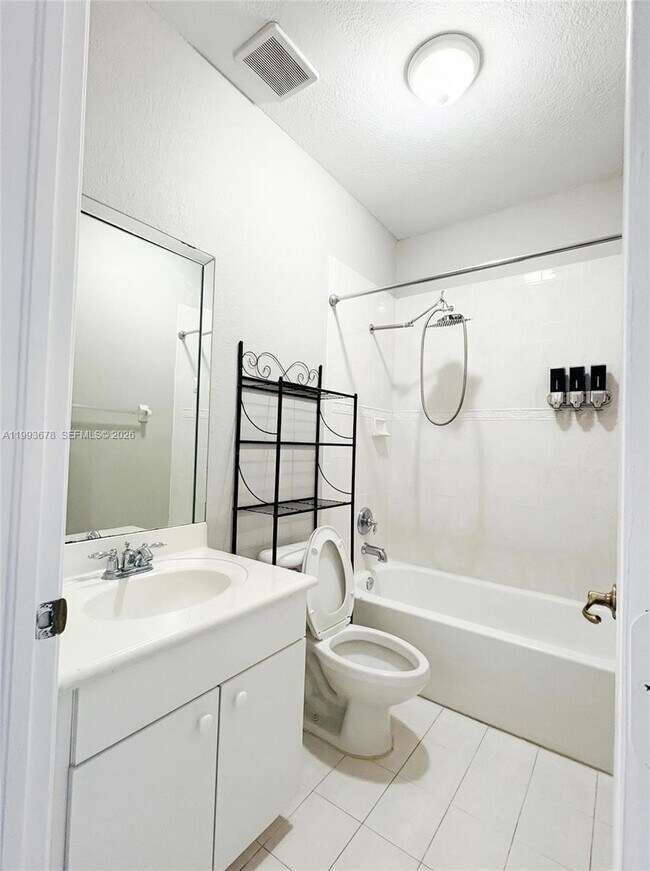 Building Photo - 16603 SW 79th Terrace