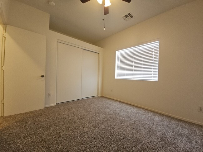 Building Photo - 2300 E Magma Rd