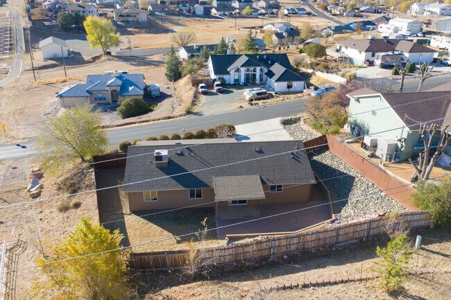 Building Photo - 8660 E Manley Dr