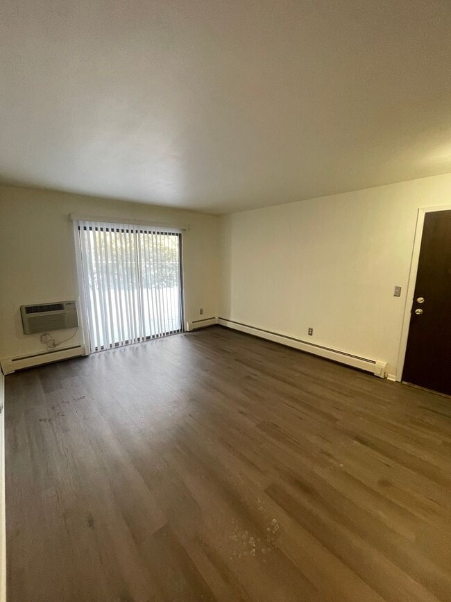 Interior Photo - Sugar Creek Apartments