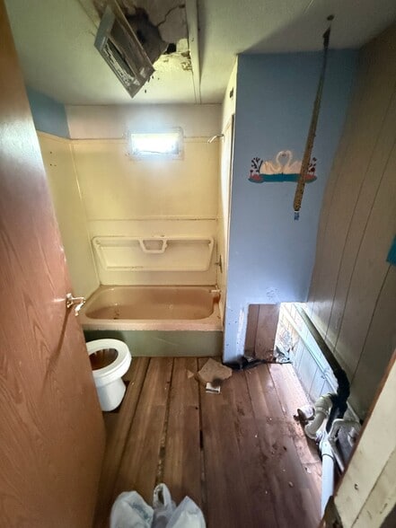 Building Photo - 1404 Rumbaugh Ln