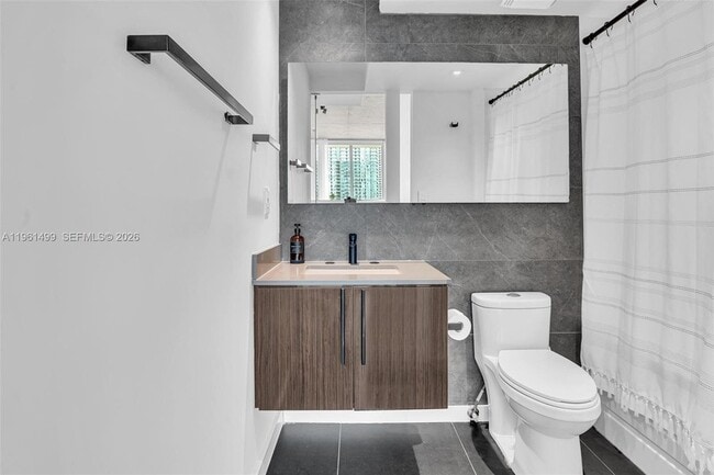 Building Photo - 690 SW 1st Ct