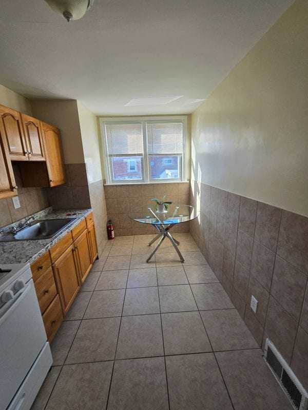 Building Photo - 4500 Shelmire Ave
