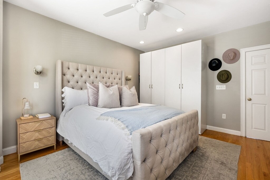 Building Photo - 39 I St