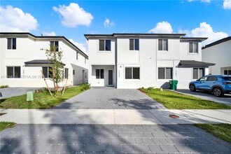 Building Photo - 22535 SW 125th Ave