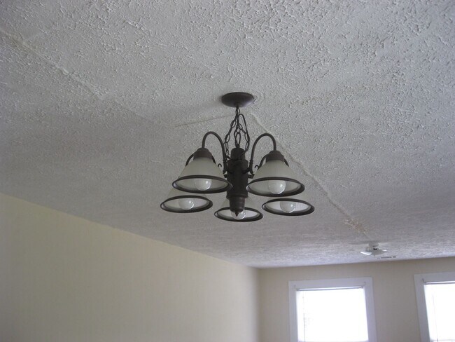 Building Photo - cute house