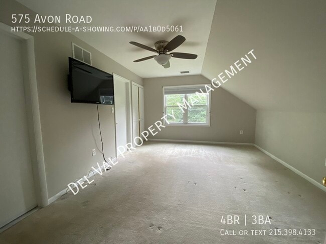 Building Photo - 575 Avon Rd