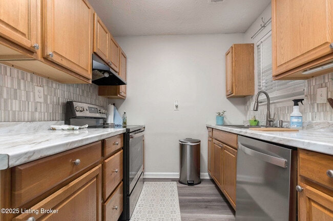 Building Photo - 11502 Rock Bass Ct