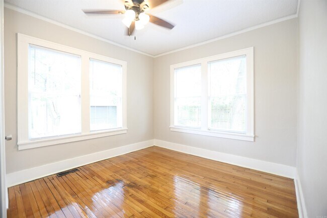 Building Photo - 3430 N Cypress St
