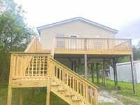 Building Photo - Cute 1 bed 1 bath home in Bay St Louis! Great location and nice yard!