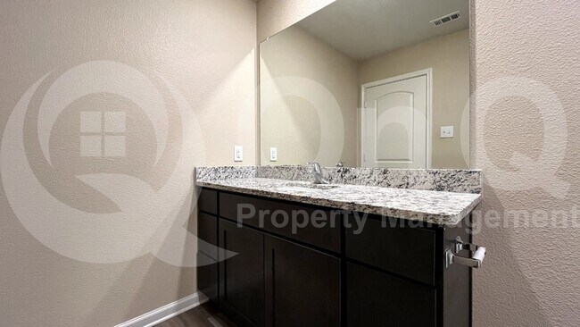 Building Photo - 274 Moonstone Way