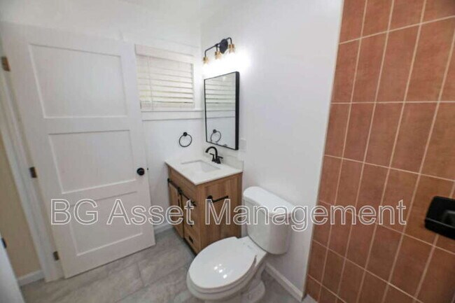 Building Photo - 2807 Sabral Cir