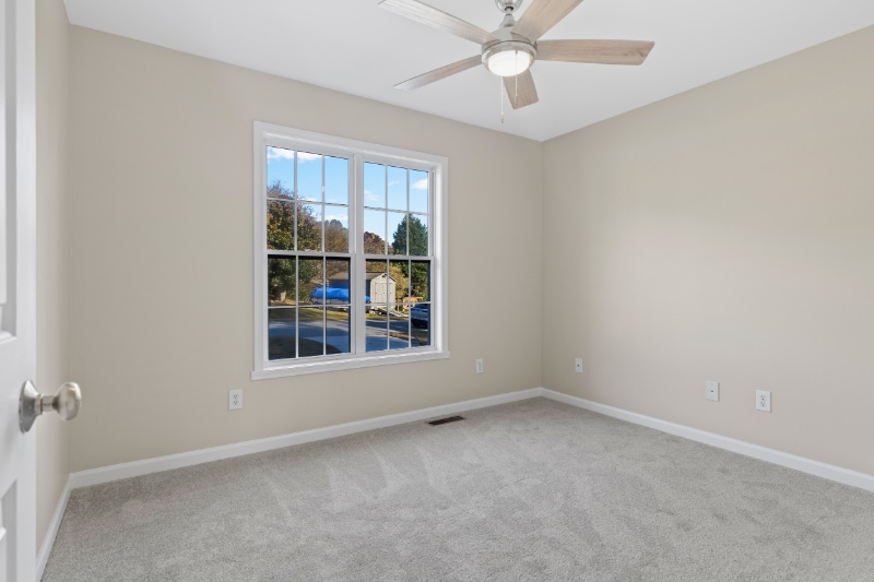 Building Photo - 156 Mallard View Ln