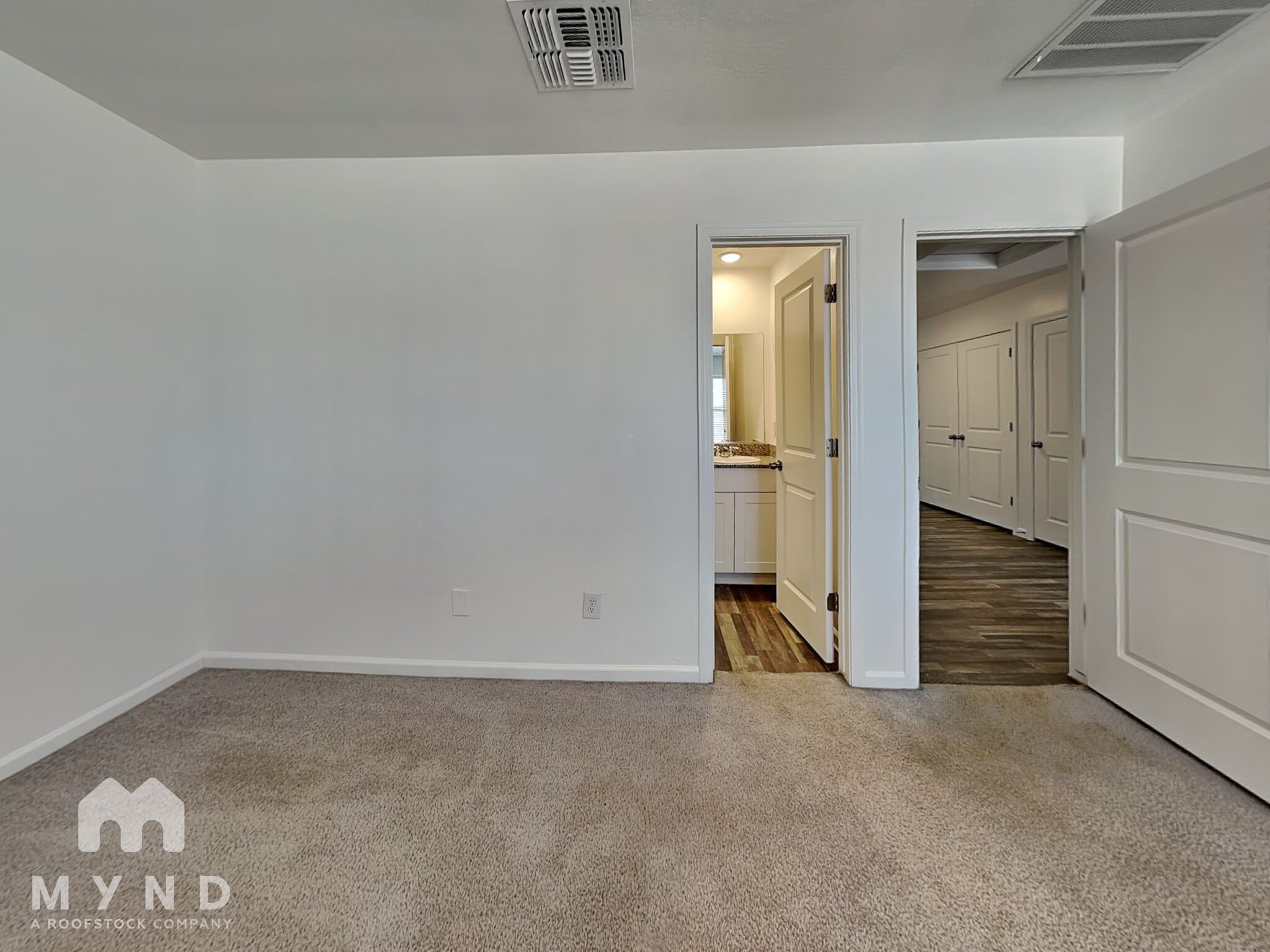 Building Photo - 9346 W Raven Dr