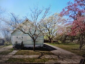 Building Photo - 18 Kimble Ave