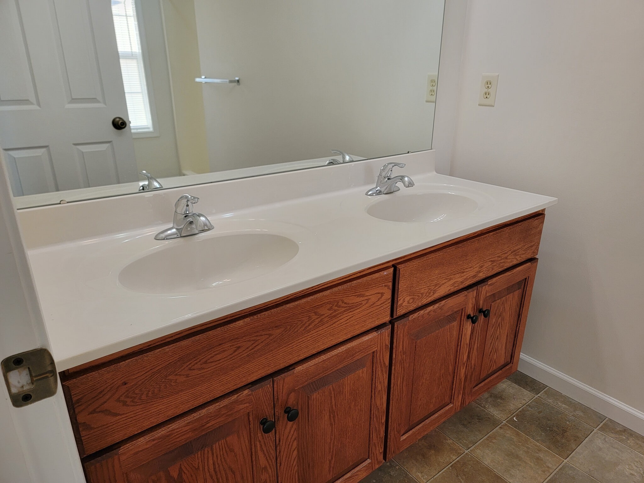 Building Photo - 302 Mount Olive Ln