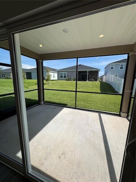 Building Photo - 6668 SW 89th Loop