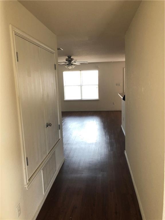 Building Photo - 18336 Crestwind Ln