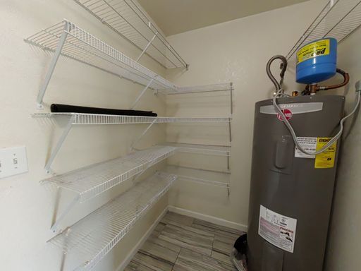 Building Photo - Stylish San Antonio Rental with Solar Panels, Fenced Yard, and All Appliances Included!