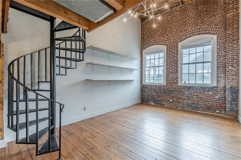 Building Photo - 63 Mangum St SW