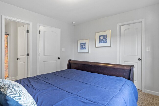 Building Photo - 3 Bedroom + Bonus Room Home with Main Floor Primary Suite & Community Pool Access