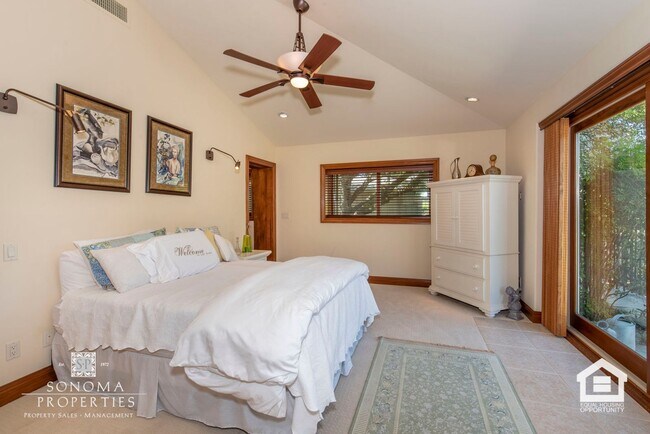 Building Photo - Stunning 4 Bedroom / 2 Bathroom Home Surrounded by Vineyards & Breathtaking Views