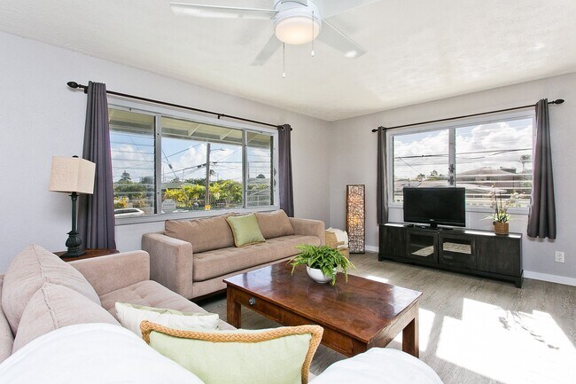 Building Photo - Partially furnished Kailua Home 3bed/2bath...