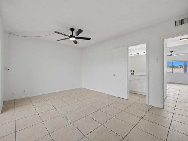 Building Photo - 6289 Lear Dr