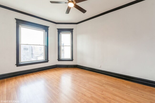 Building Photo - 6352 S Ingleside Ave