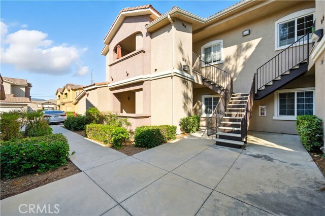 Building Photo - 41410 Juniper St