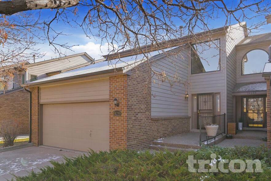 Primary Photo - 14298 E Hampden Ave