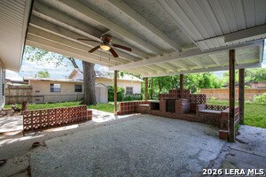 Building Photo - 434 Schmeltzer Ln