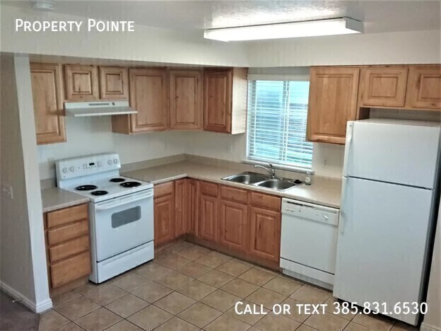 Building Photo - 1573 S 2000 W