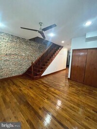 Building Photo - 914 Whitelock St