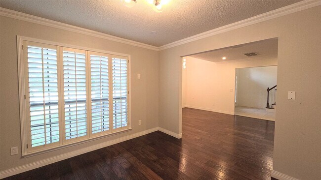 Building Photo - 54 Thorn Berry Pl