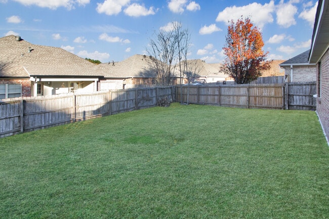 Building Photo - 810 Windlass Cove