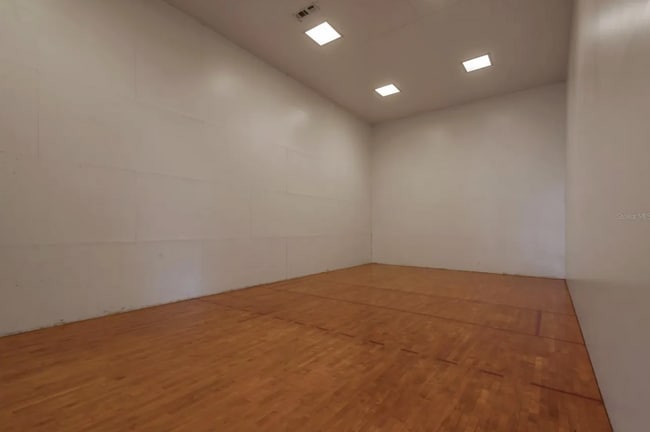 Building Photo - 1400 Gandy Blvd N