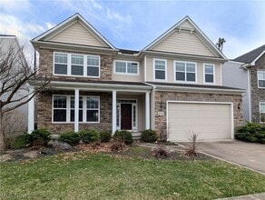 Building Photo - 32815 Rebecca Ln