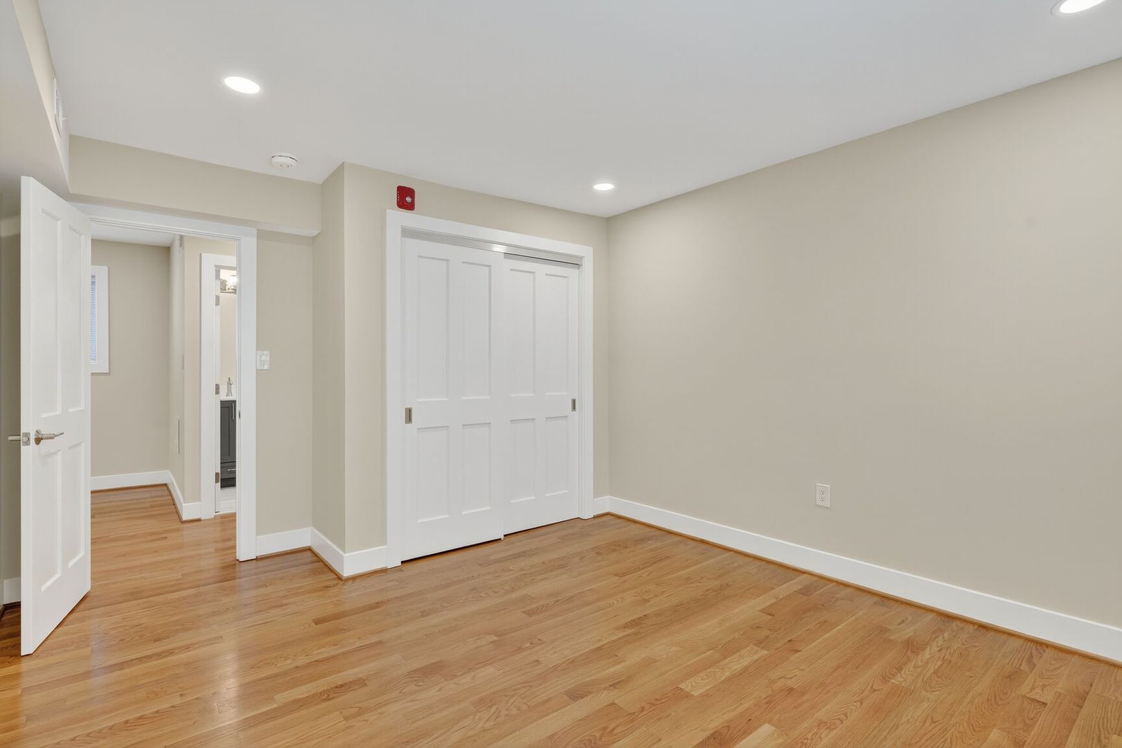 Building Photo - 4438 B St SE