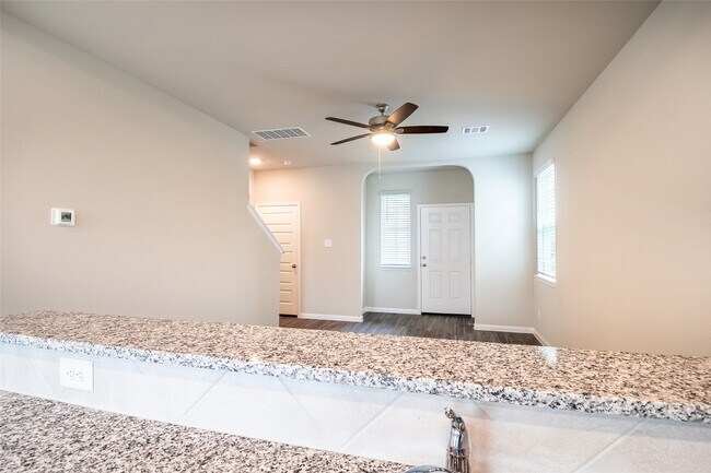 Building Photo - 3707 Cub Dr