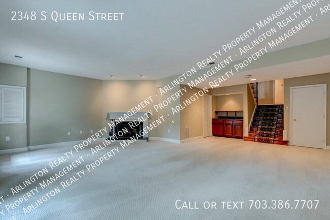 Building Photo - 2348 S Queen St