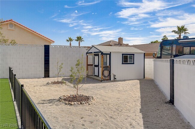 Building Photo - 7378 Kayvani Ct