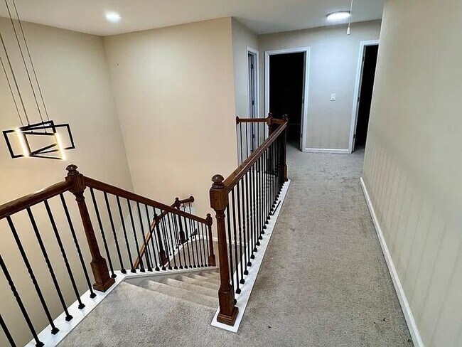 Building Photo - 1530 Winshire Cove