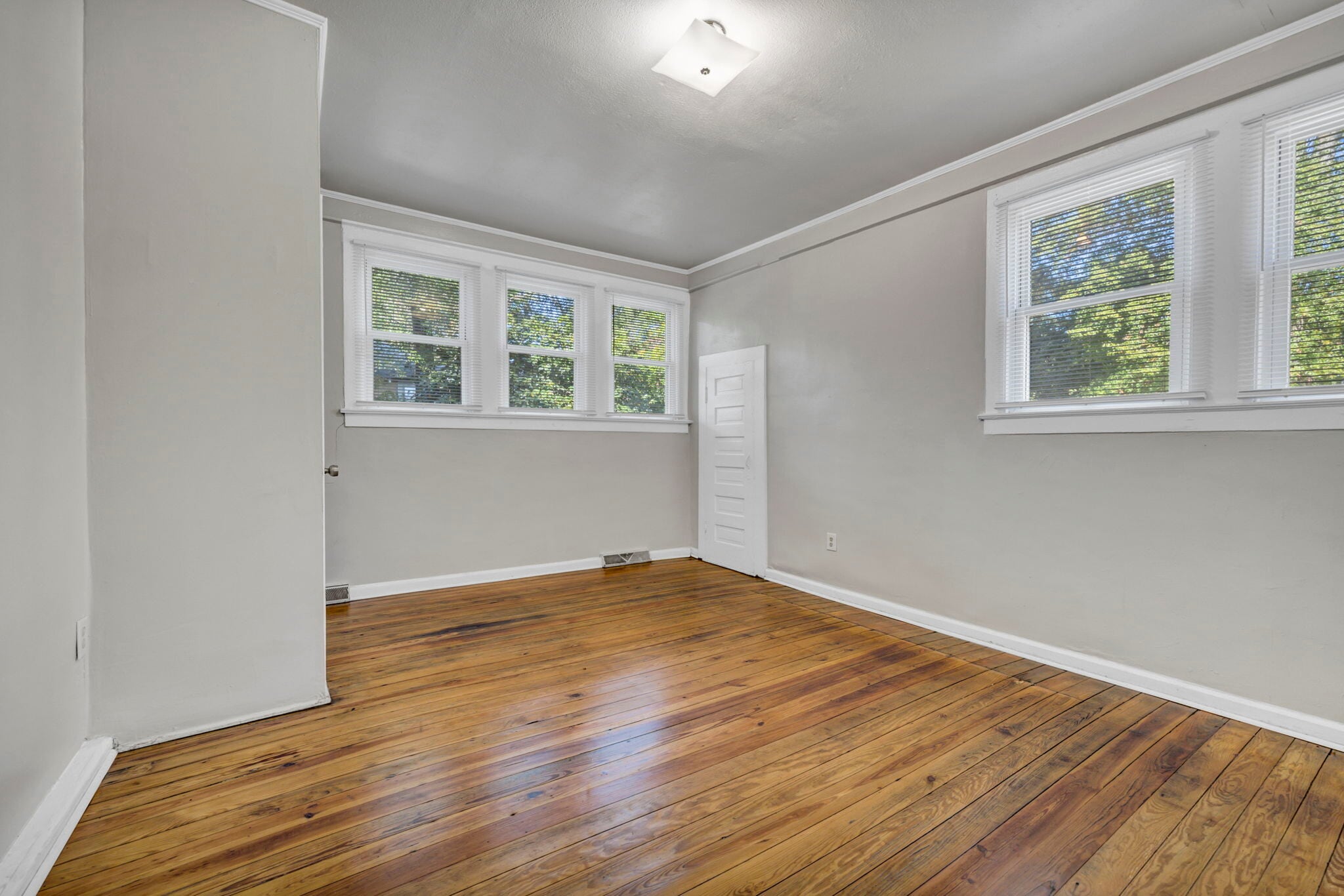 Building Photo - 3125 Heyward St